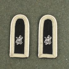 Scharfuhrer LAH SS Shoulder Boards With Subdued Tresse By RUM