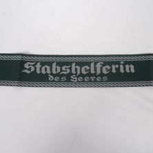 Stabshelferin cuff title