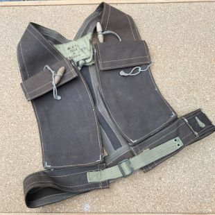 Bren Light Assault Skeleton Vest ( M & Co) 1944 Medium Original