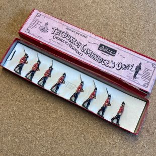 Middlesex Regiment boxed set No76 of Lead Soldiers 1920's made by W Britain in London 