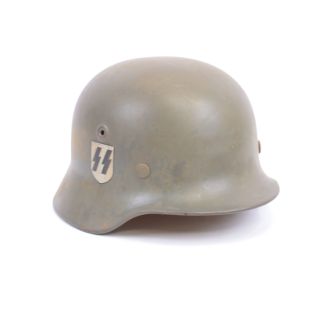 M40 Original German helmet with Double SS decals Q62