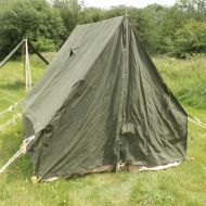 Jeep Tent 2 Man Green Complete with wood Pegs and Poles