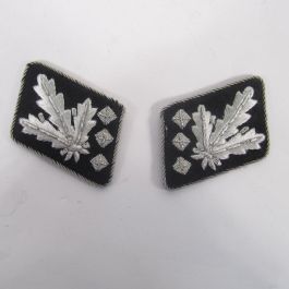 SS Oberstgruppenfuhrer collar tabs