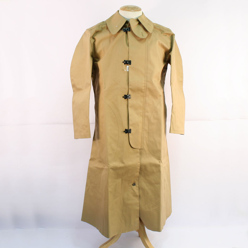 ww1 raincoat