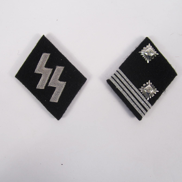 SS Sturmscharfuhrer collar tabs